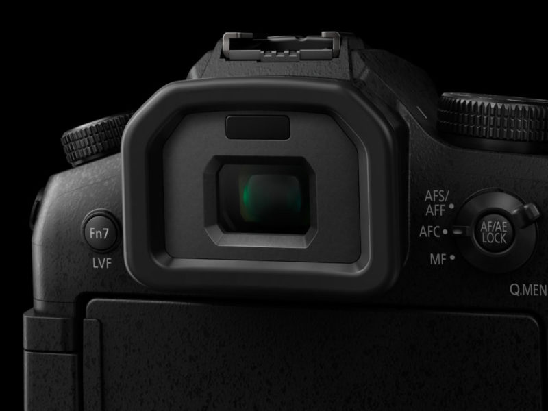 lumix fz2000