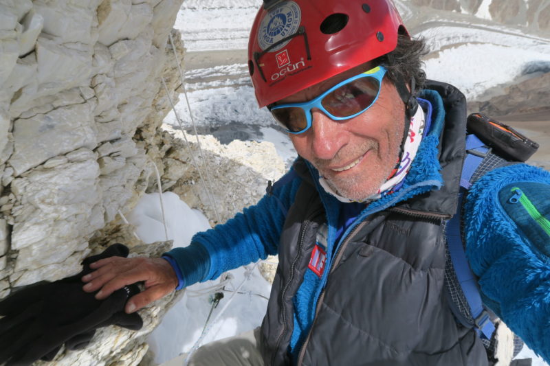 Oscar Cadiach Broad Peak