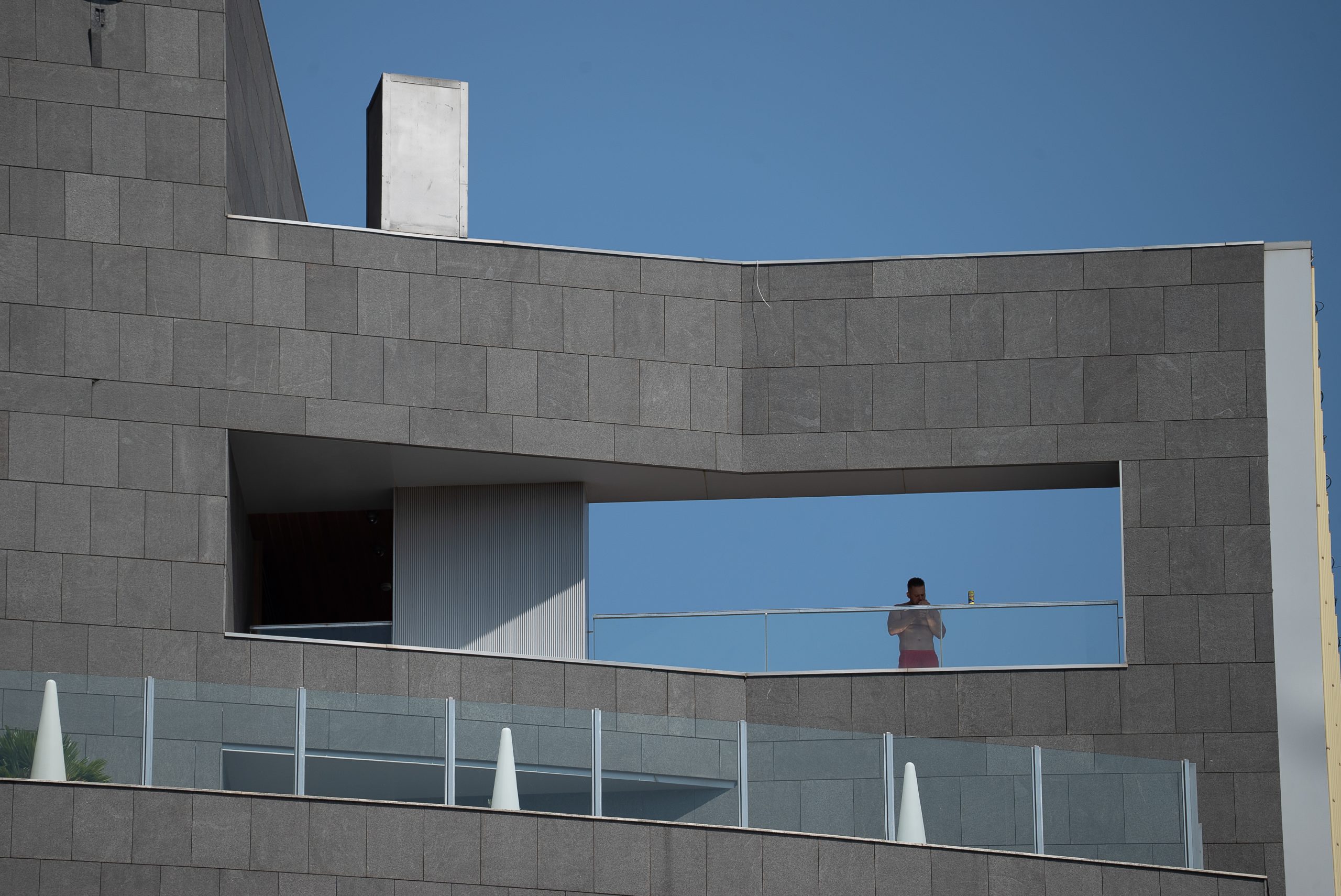 (400mm - 1/500 - f9) Sigma 100-400 f5-6.3 DG DN | Contemporary