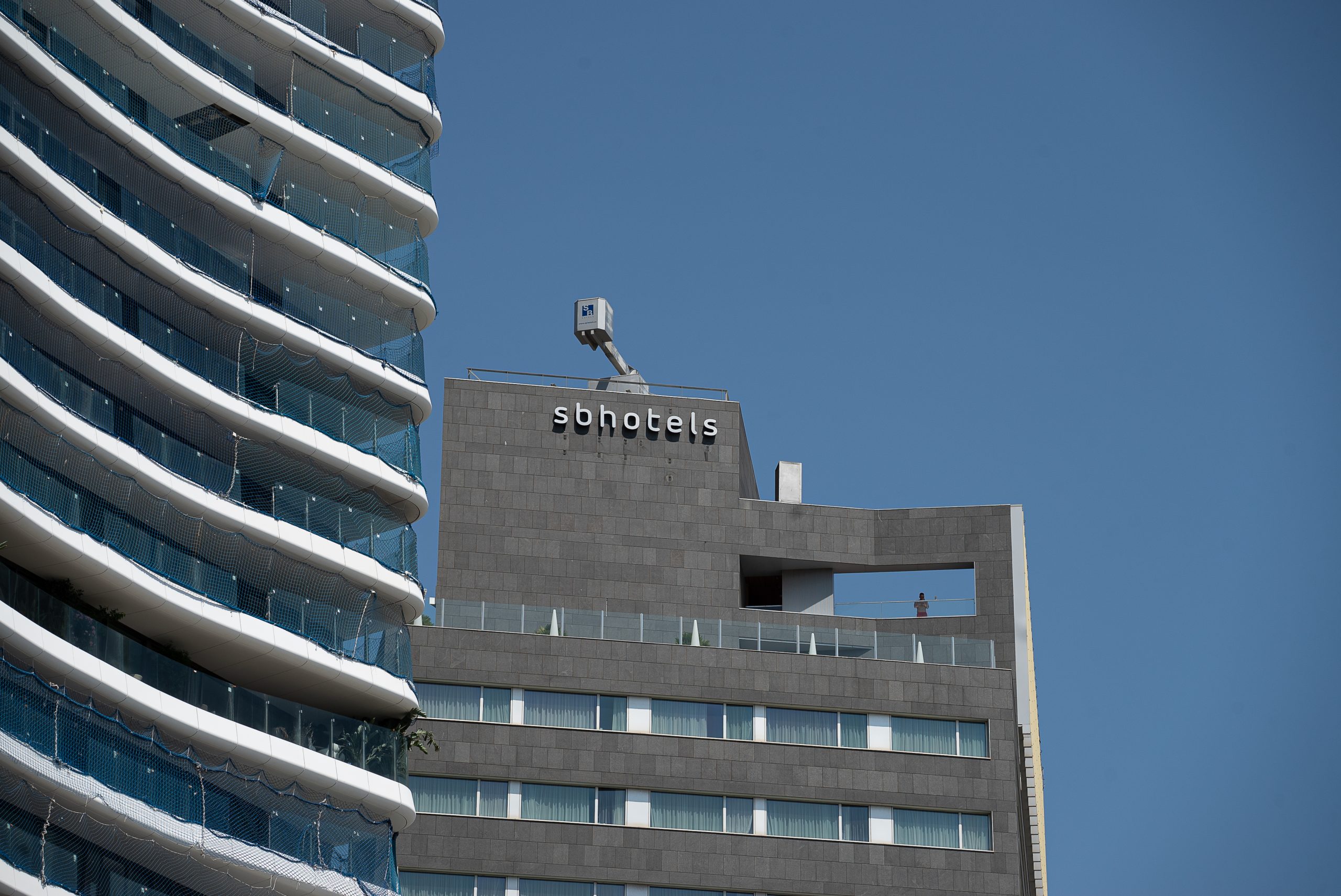 (100mm - 1/640 - f9) Sigma 100-400 f5-6.3 DG DN | Contemporary